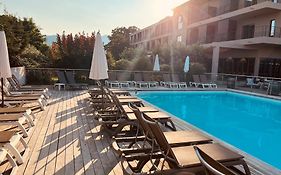 Hôtel Spa Restaurant La Madrague